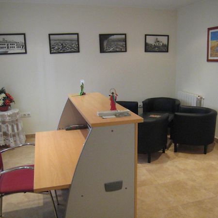 Hostal Alfajarin El Burgo de Ebro エクステリア 写真